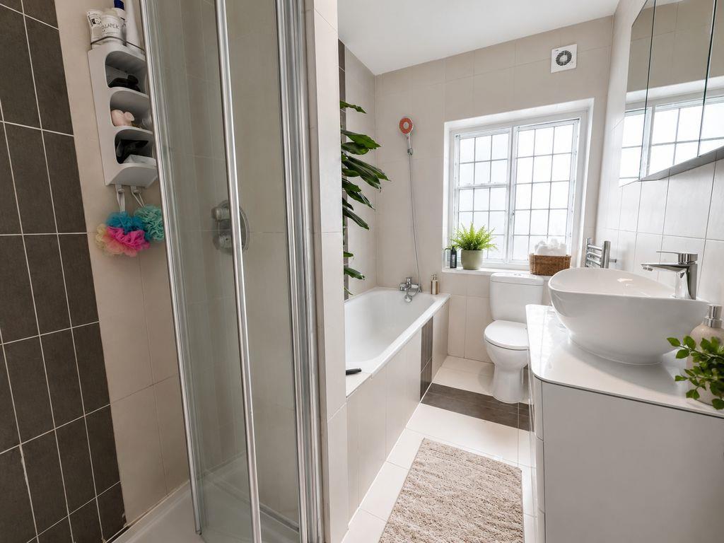 Property Image 3dd8a72a-d8c7-4d3d-a1a7-6206b10246c0