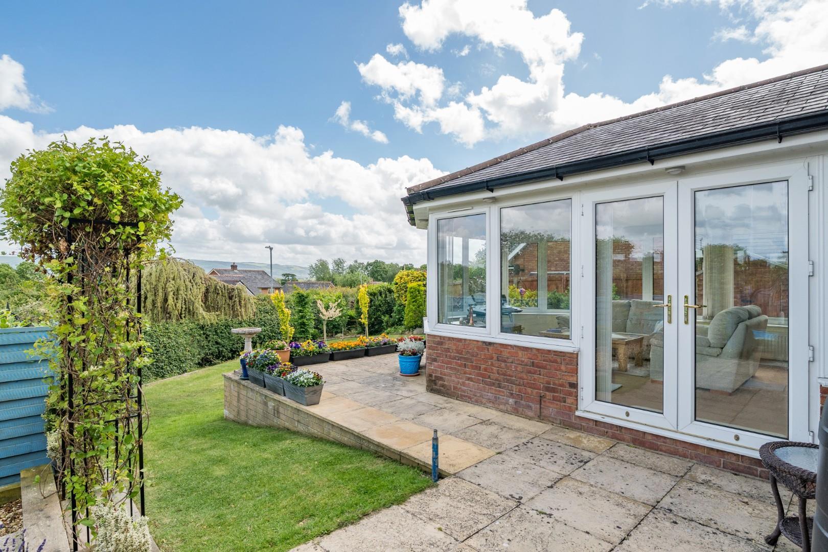 Property Image 3dec93f8-c9a3-462a-8a53-6f8e8faf14d4