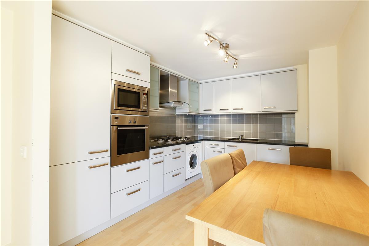 Property Image 3df47cfa-3ee4-4328-910a-366d565c2678