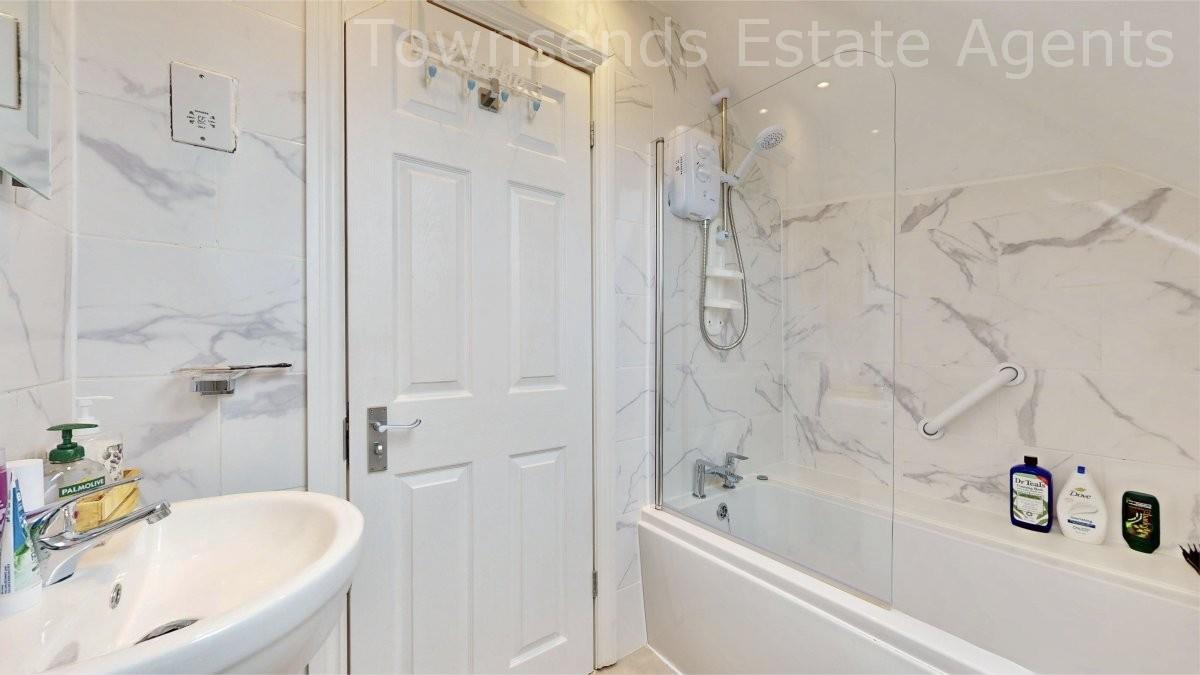 Property Image 3df8fd51-ff9b-4b93-b5c8-310b1d576163