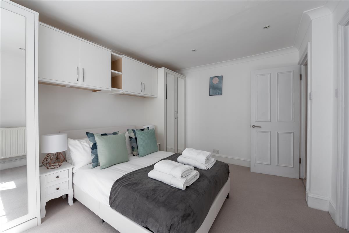 Property Image 3df9f244-3c7c-4c4f-92d3-a7e2b390f529