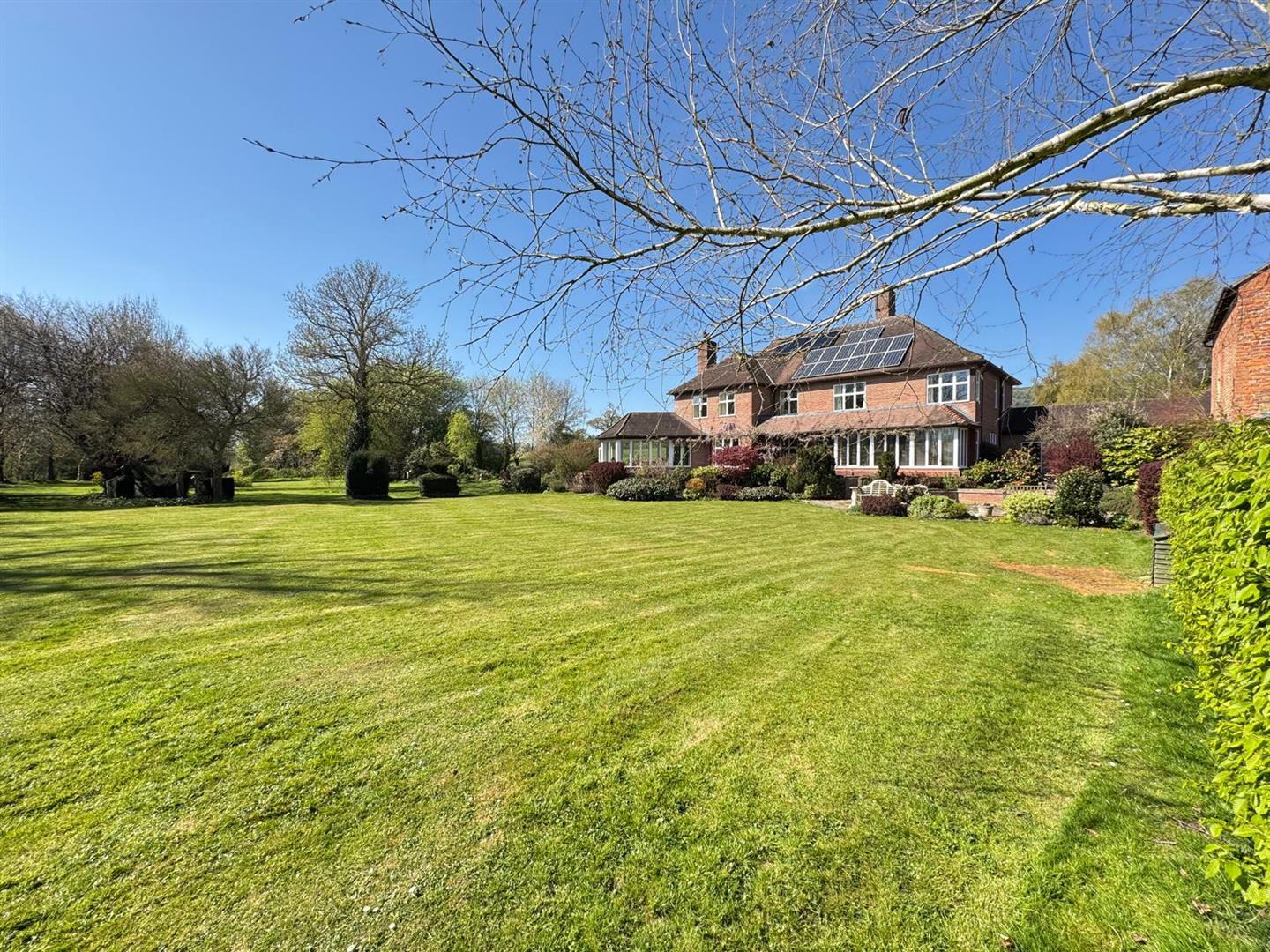 Property Image 3e0933da-c226-4b82-bfdb-93db903330f3