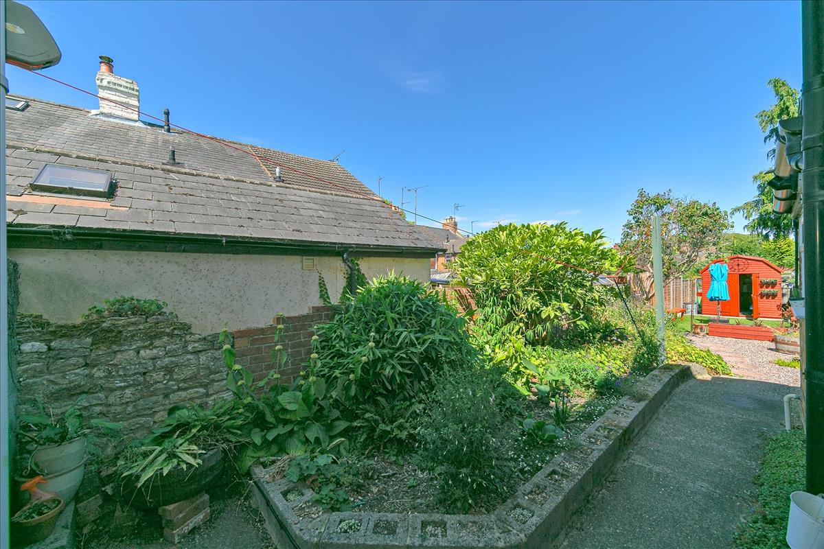 Property Image 3e126665-ef82-4905-bb3f-2524f1f530a5