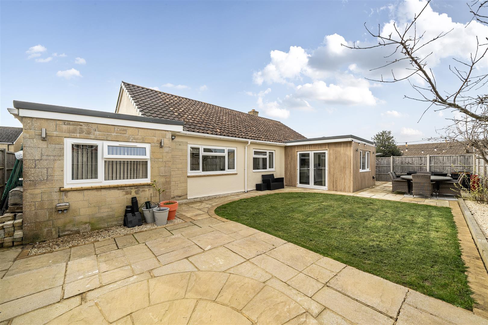 Property Image 3e2ab7d9-753a-4d15-98be-f39e0599f827