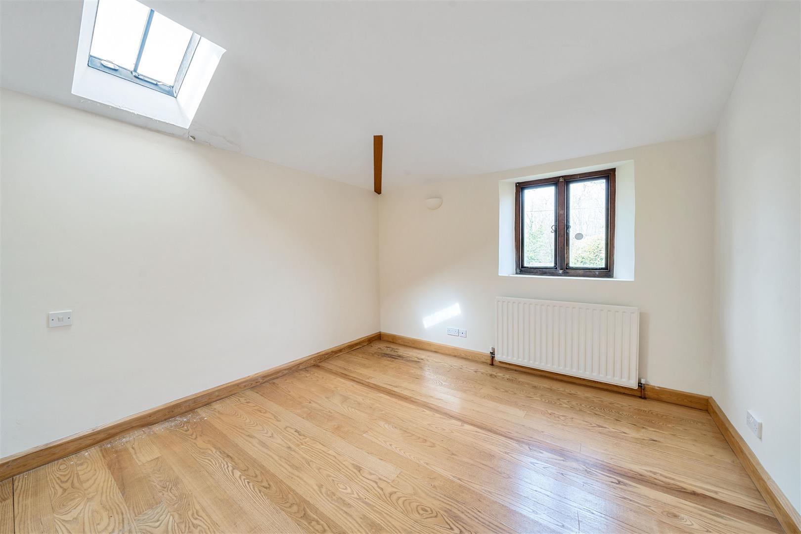 Property Image 3e367667-3a59-428a-99a4-9428c6e6f039