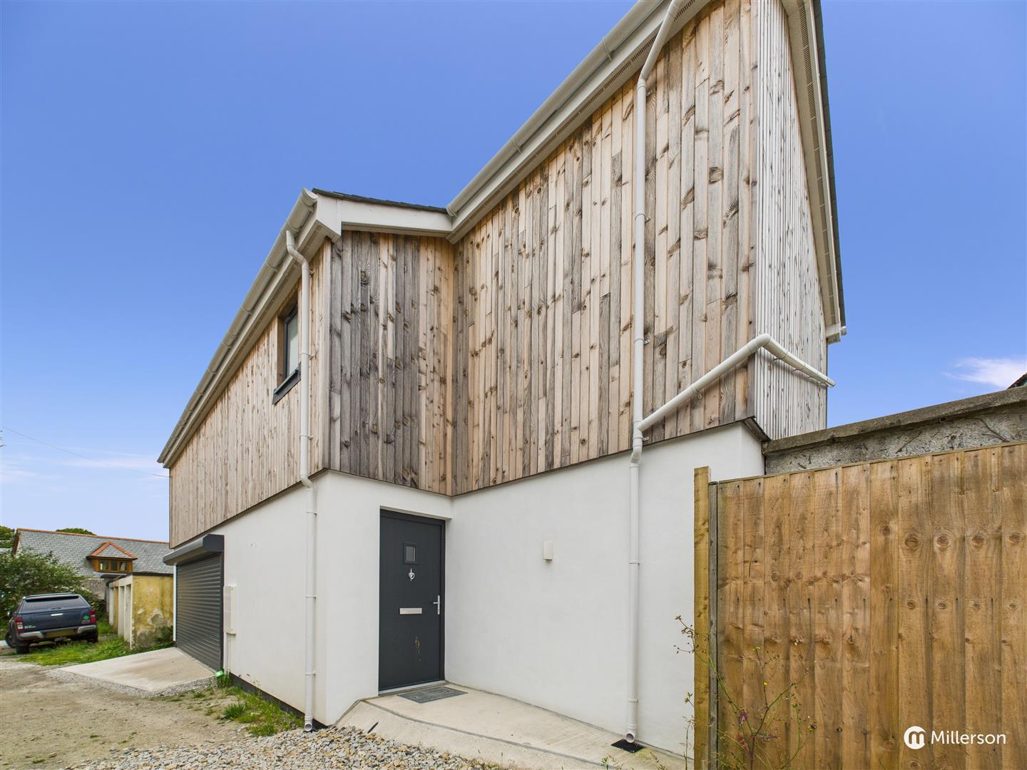 Property Image 3e49dd45-d36a-4a25-8f8c-5733f5910e62