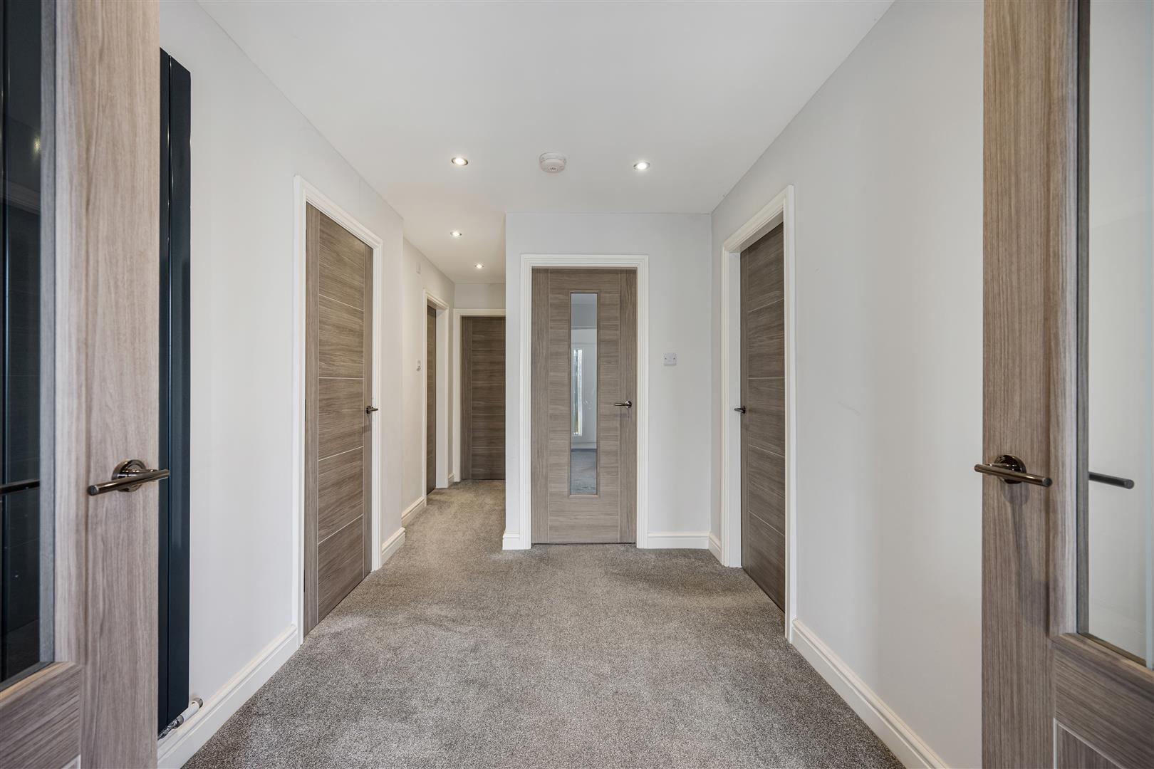Property Image 3e4ae3a4-3d32-434c-b971-39c2afd323ce