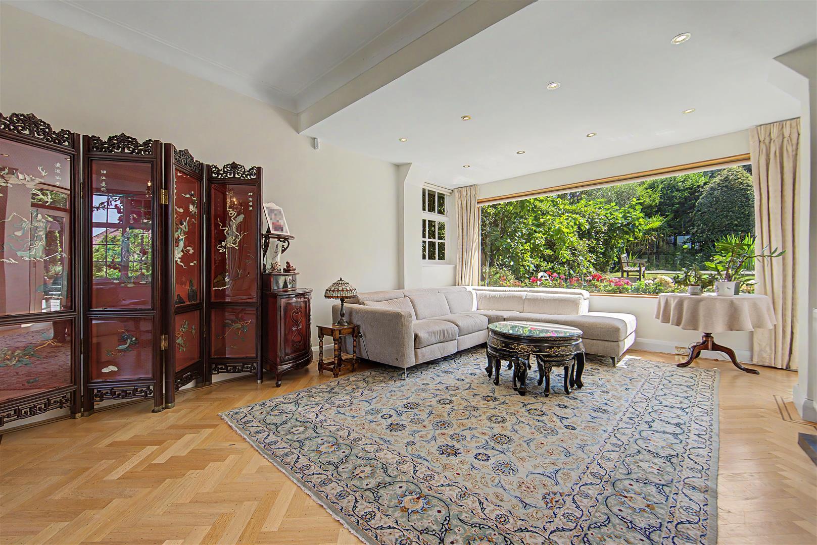 Property Image 3e5835e1-44a3-467a-b738-e5f06ddf2080
