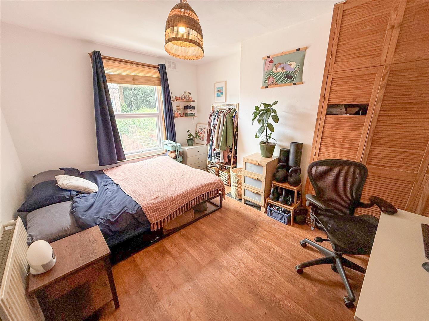 Property Image 3e604590-e699-4836-9d78-1cc0d8d589e5