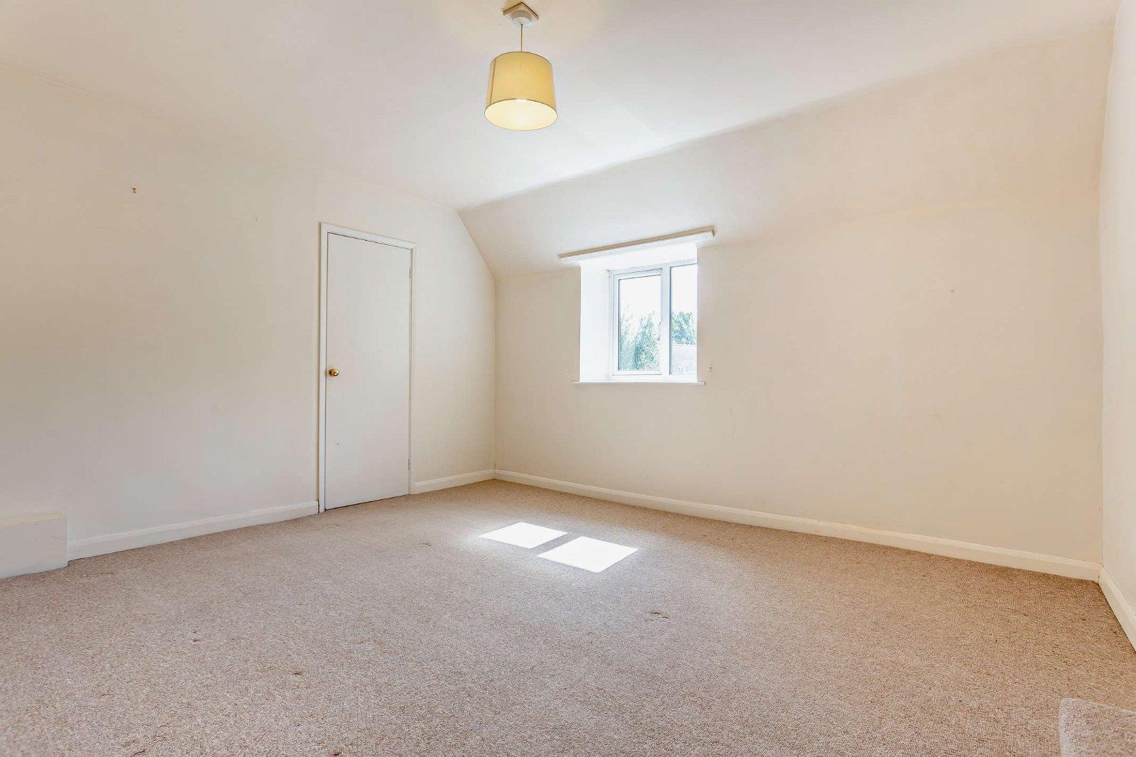 Property Image 3e6afba8-5a42-45d7-84af-e5b59a54c4f2