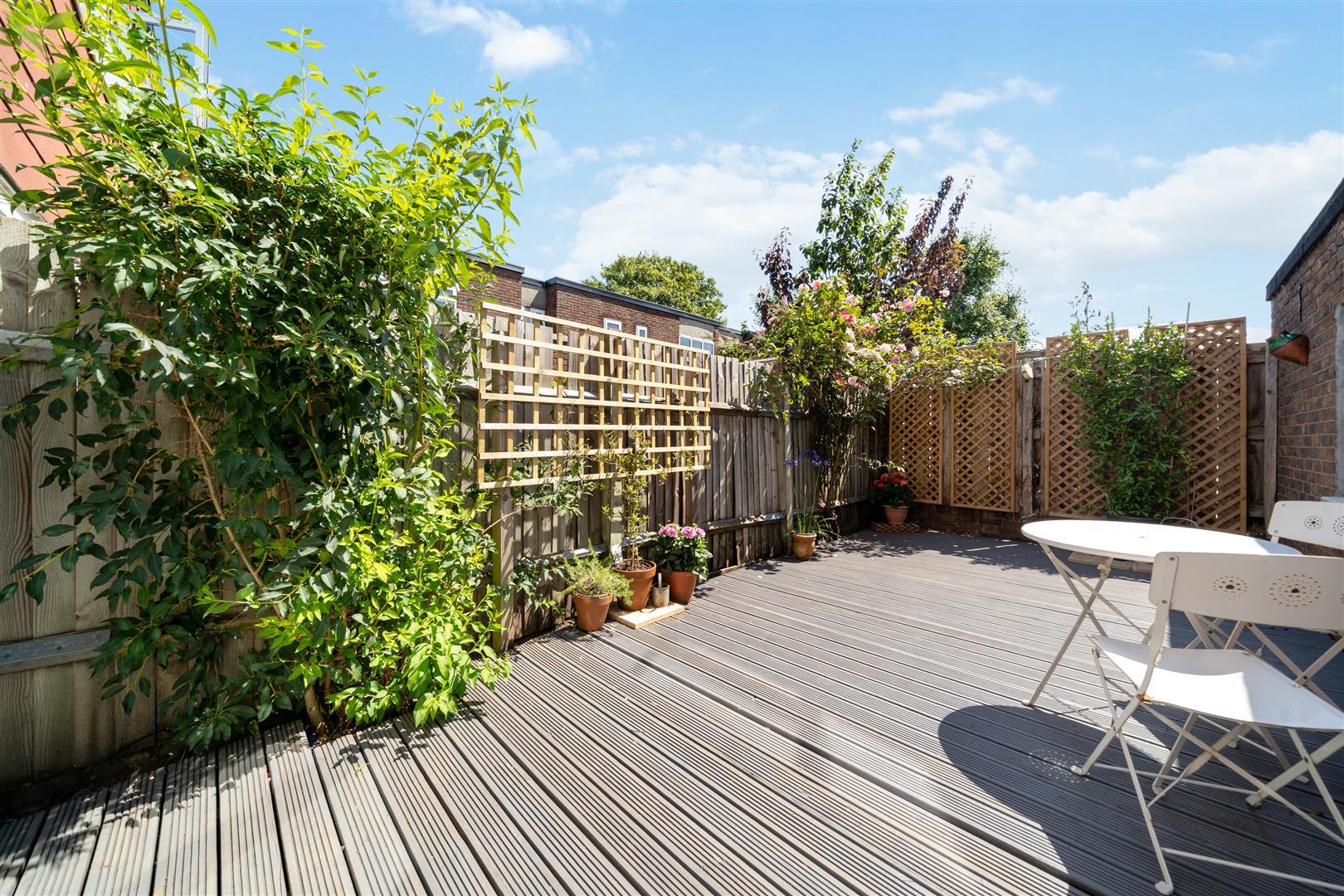 Property Image 3e903167-9df1-4c94-b91c-15acc585d697