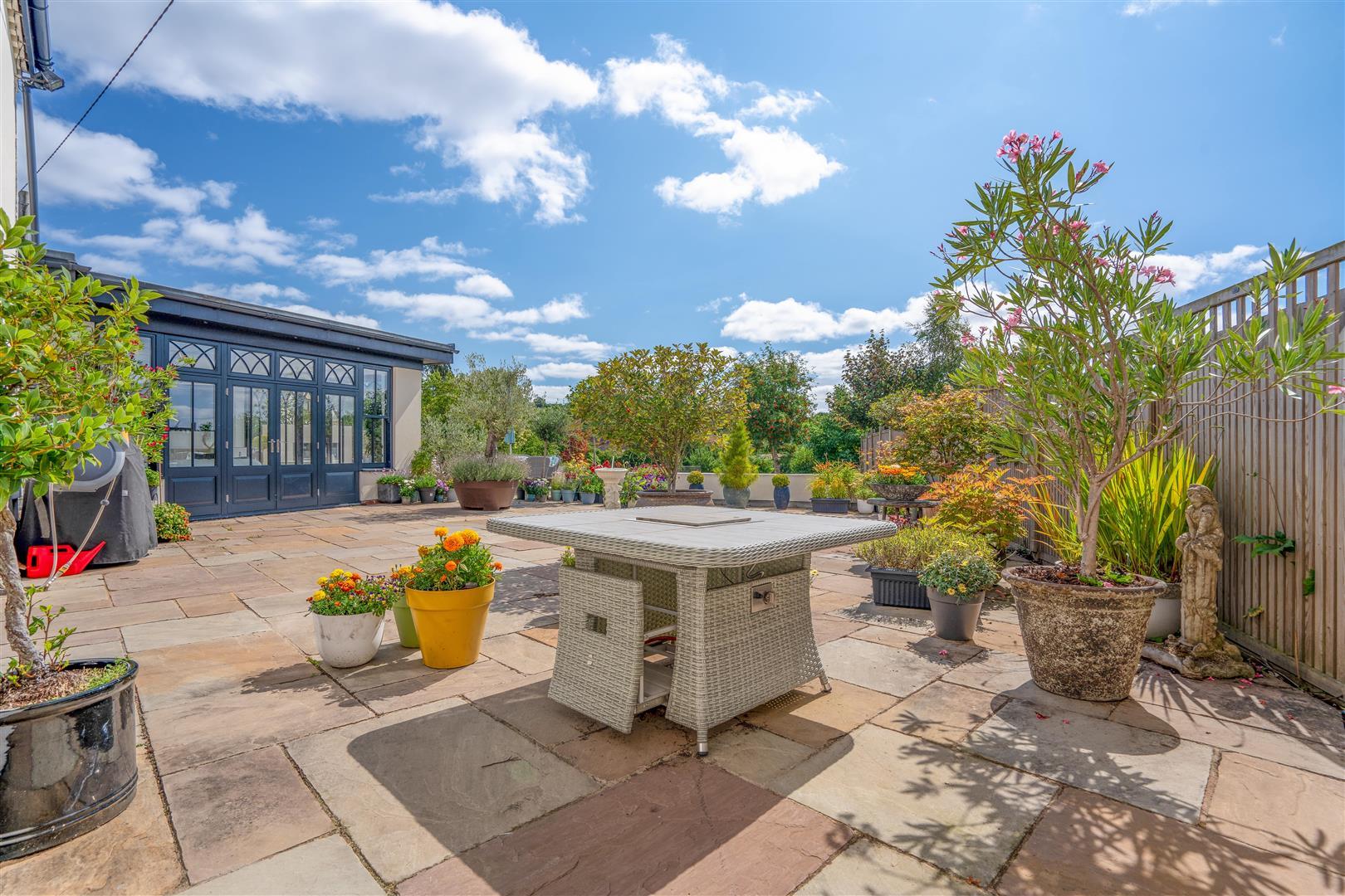 Property Image 3ea6518c-4a02-4591-b14d-a57bf74c1602