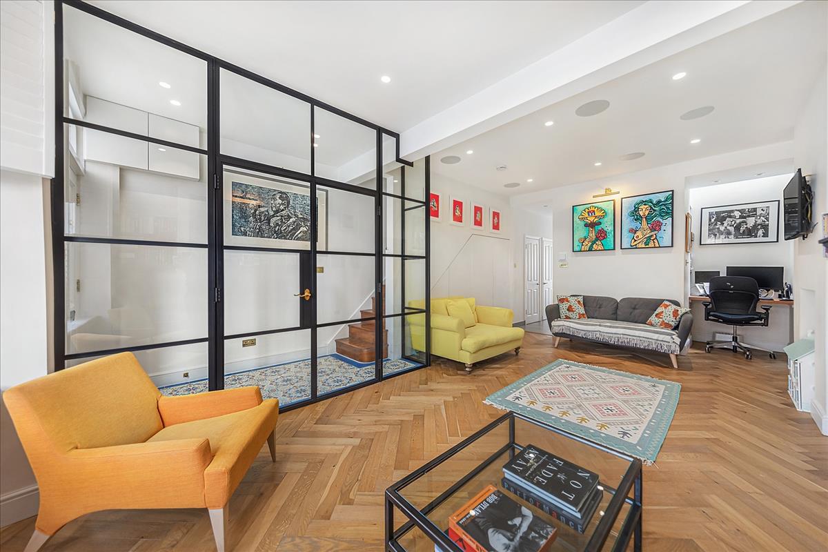 Property Image 3ea9d8df-2ca4-4c87-978f-9375f84fd041