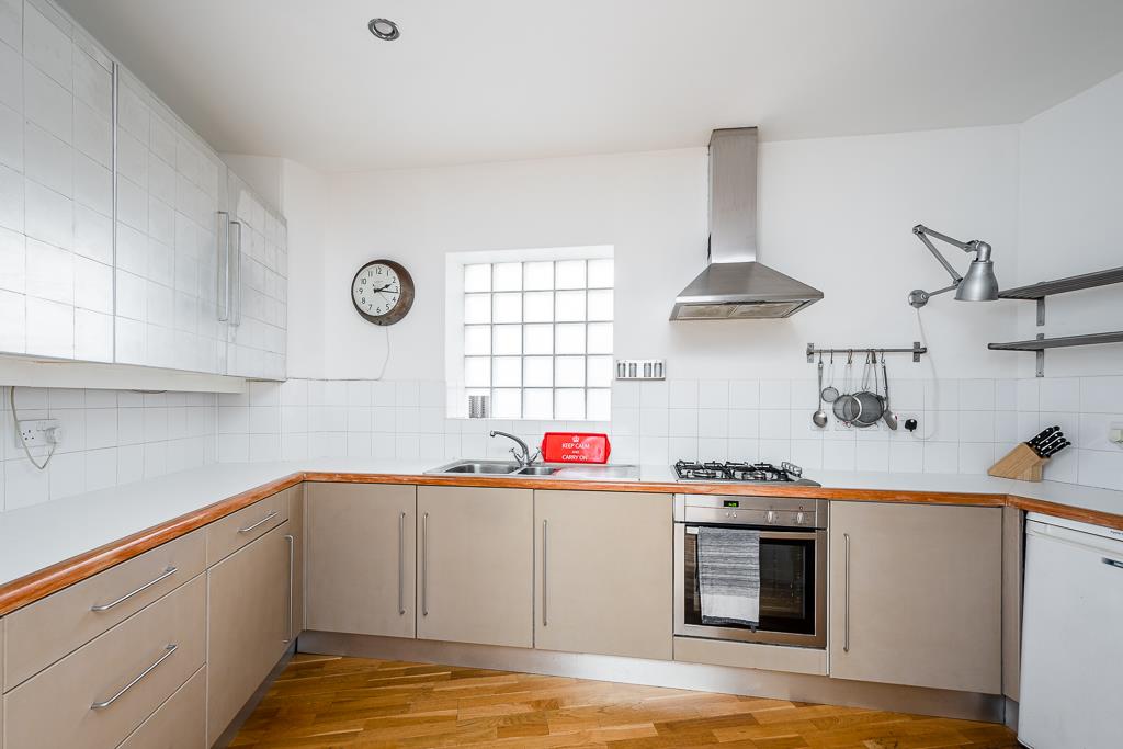 Split level one bedroom apartment with terrace and off street parking for sale in WC1