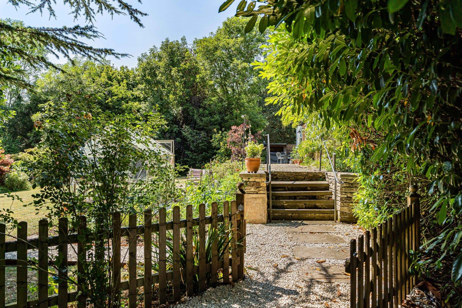Property Image 3eb7b5a5-0845-4133-92b2-ac6828e84a0a