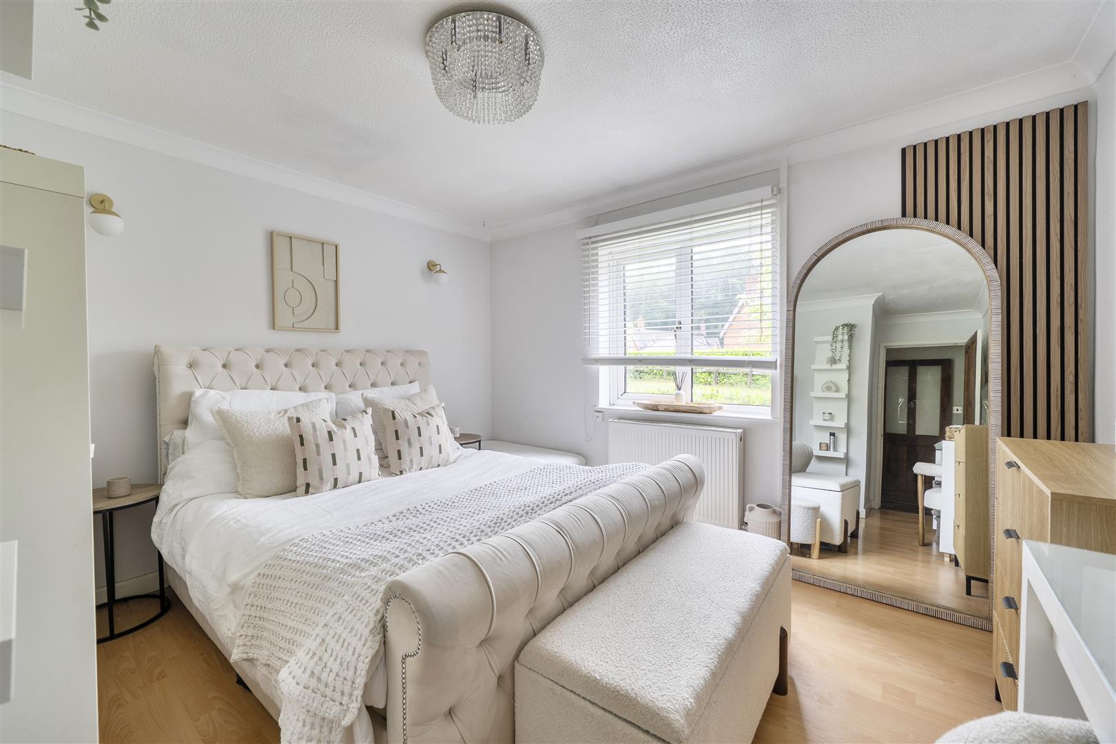Property Image 3ebf98b6-89a4-496e-ac1a-5de4fb0867fe