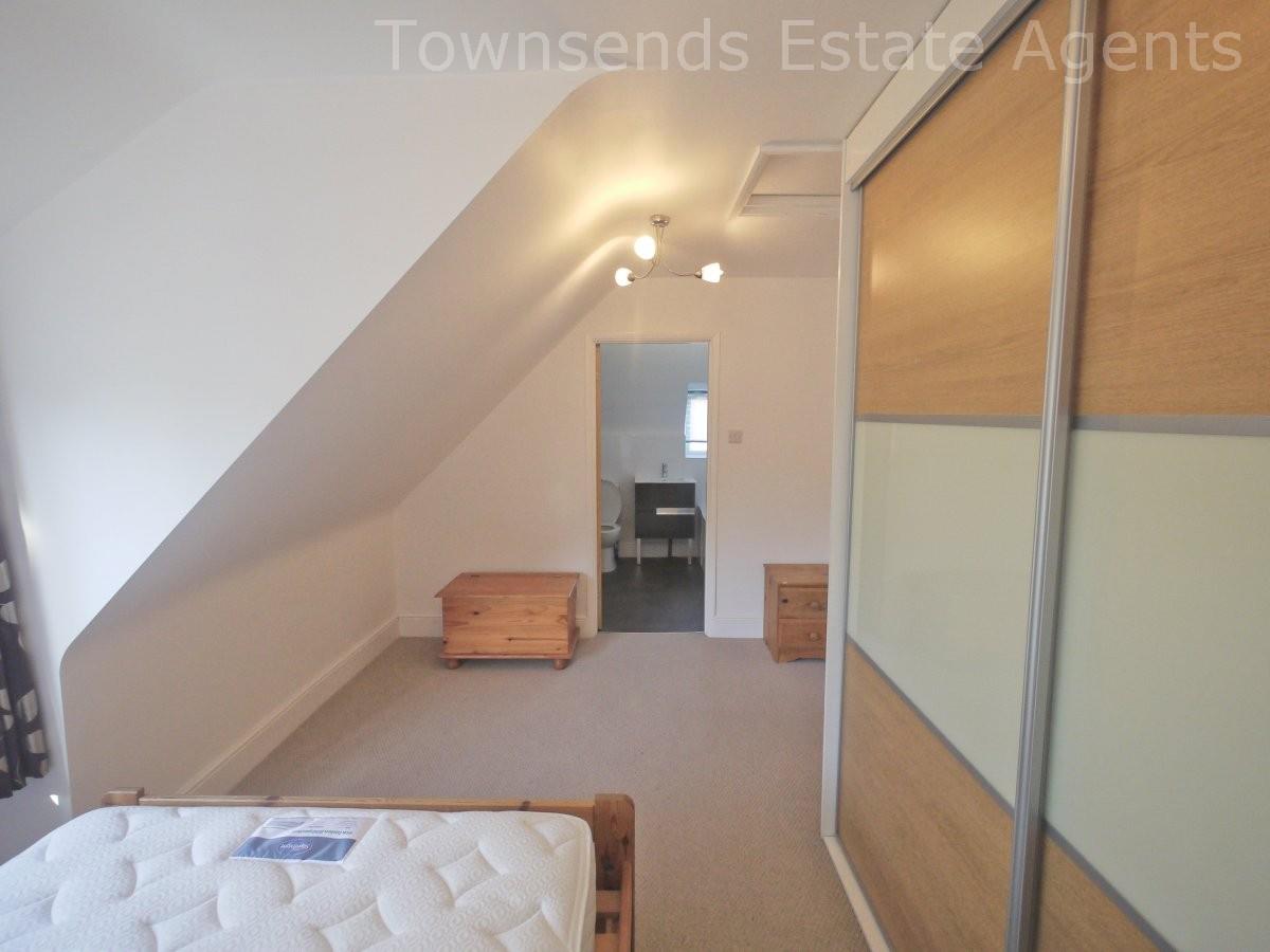 Property Image 3ec57206-0fdb-4bd1-9fe7-56467ea38c66