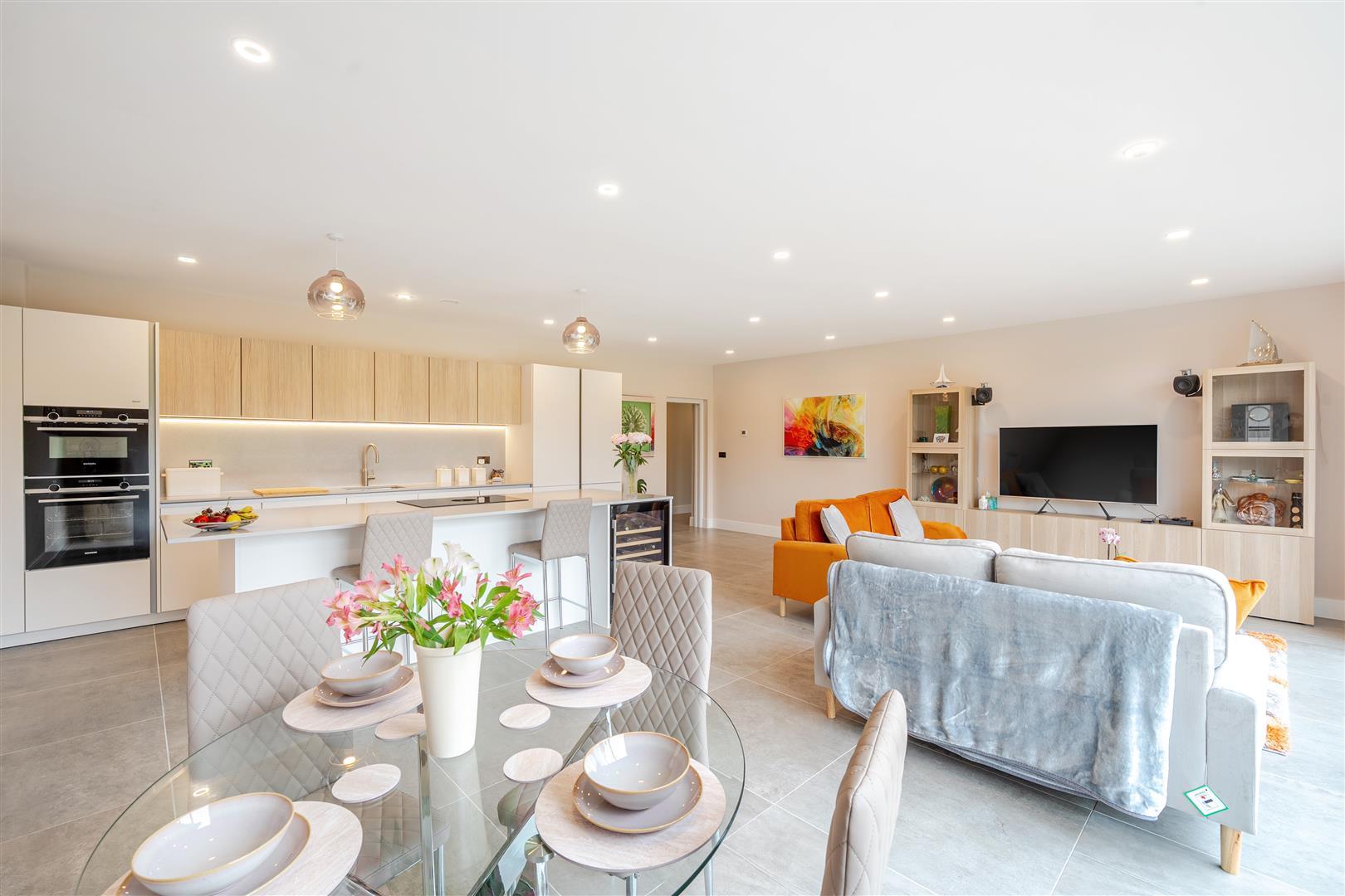 Property Image 3edceef7-da96-4f49-a673-3bd8b6e7d1ad