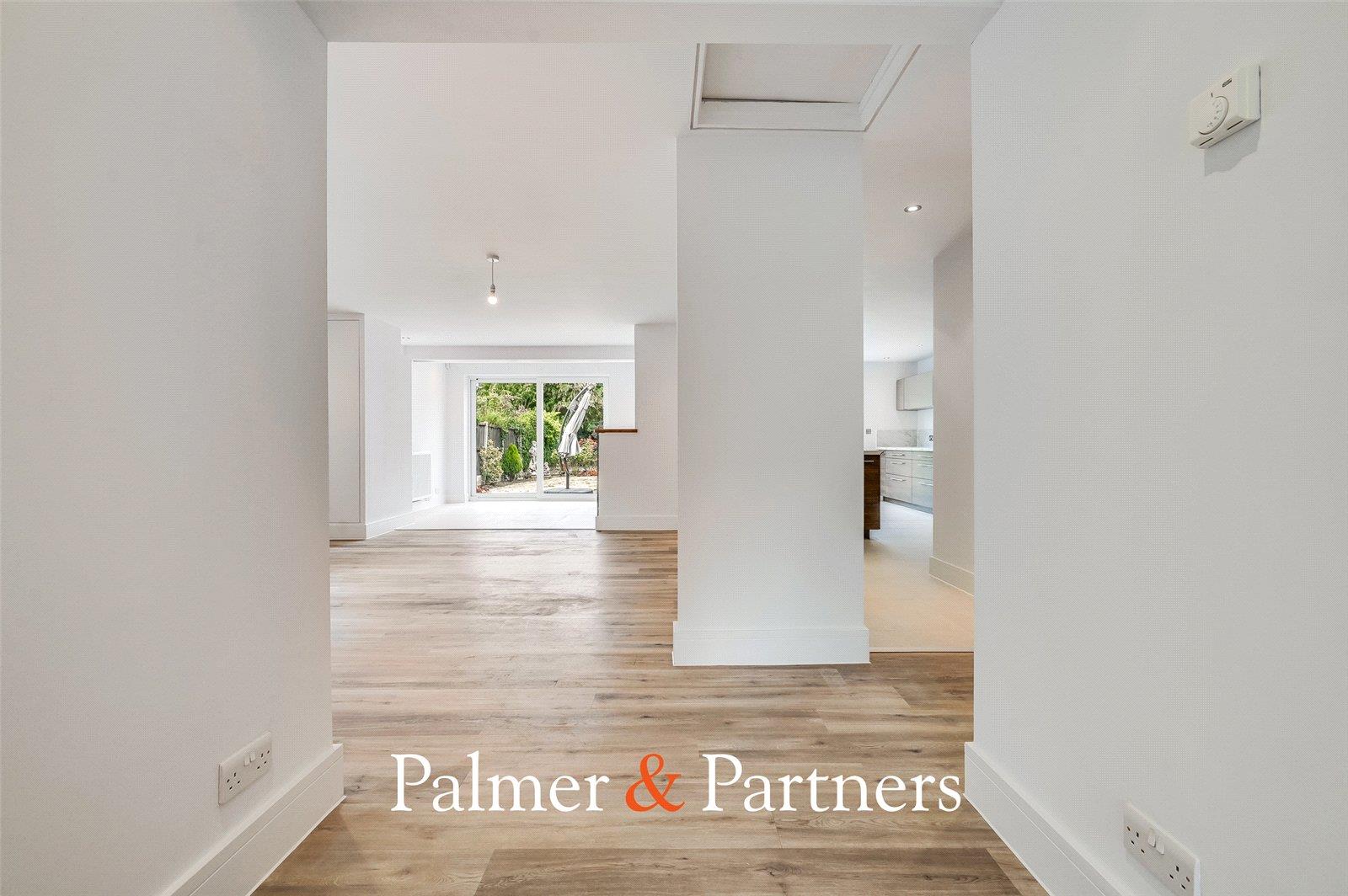 Property Image 3ee472a3-b66d-4d18-ad58-35f8f24da482