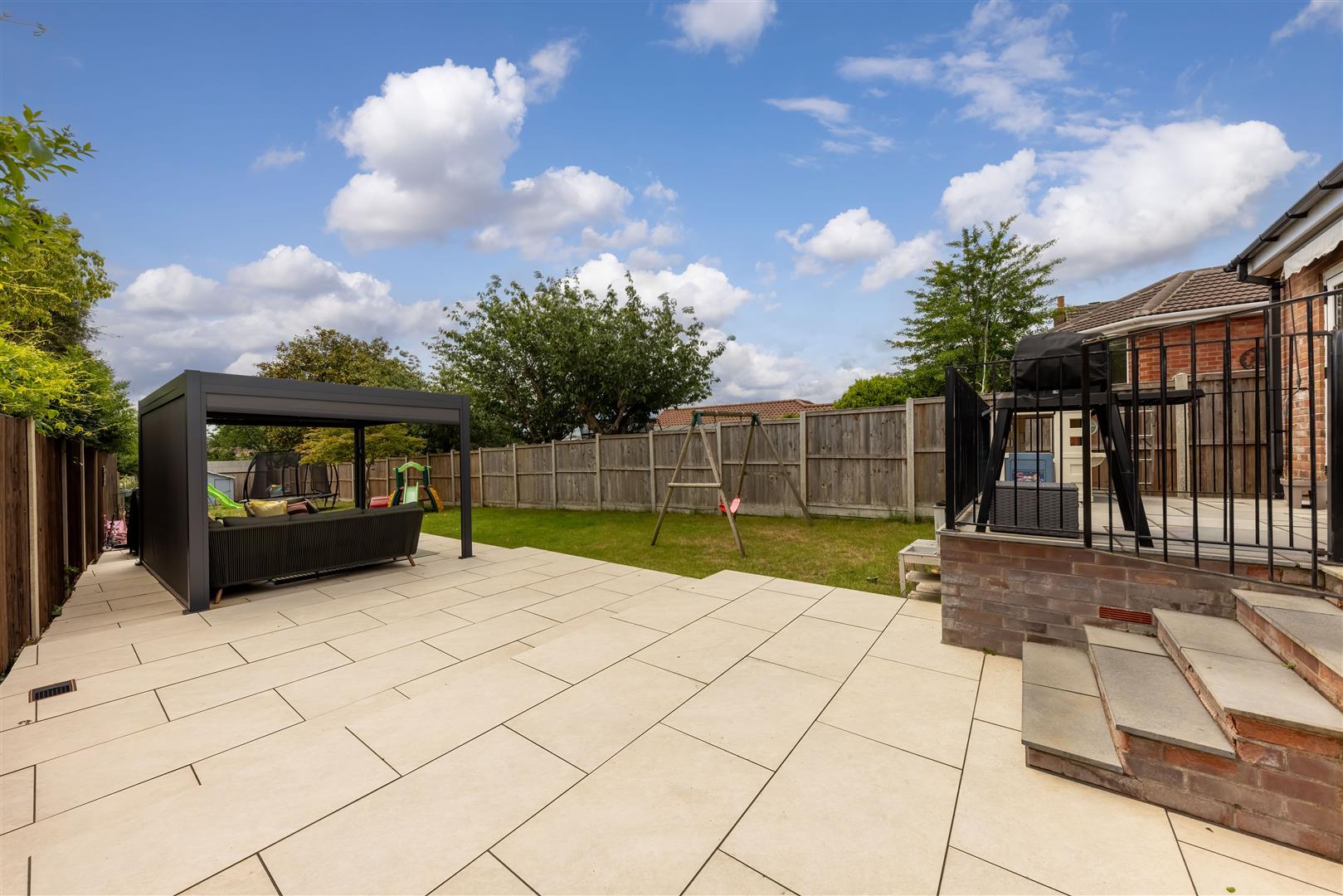 Property Image 3eef3b64-3d23-417d-b6c9-81163f9e52df