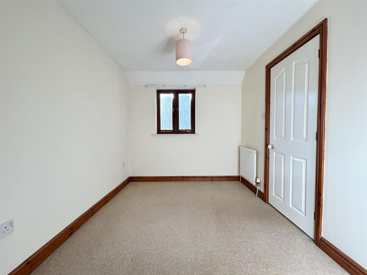 Property Image 3ef0f4fd-2450-4327-91d7-43e1f169ca88