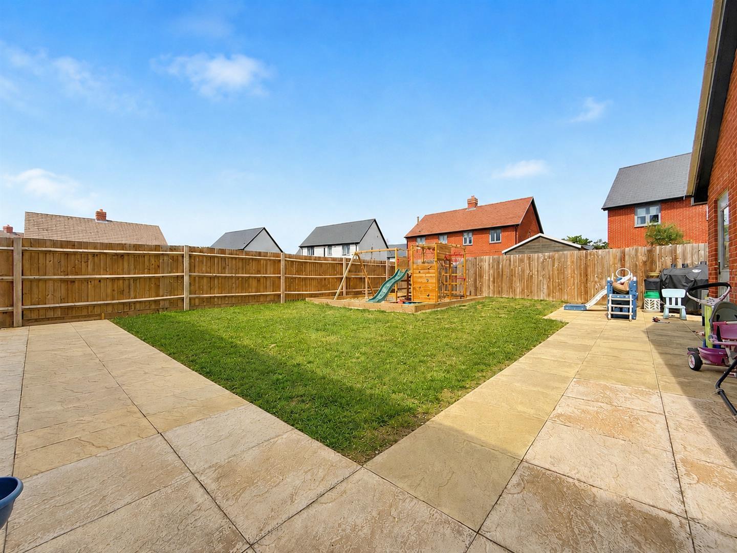 Property Image 3efbcb39-d7f5-4122-8a93-17520d01111b