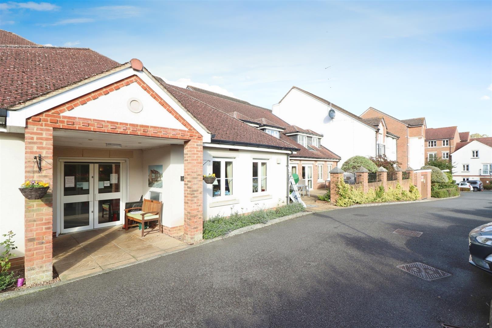 Property Image 3f0fb6d6-2da5-45d8-b017-cba118420f55