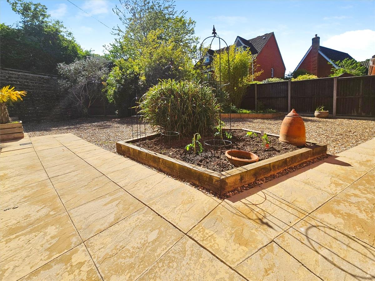 Property Image 3f145caa-77be-4736-b466-50402e43ffdf