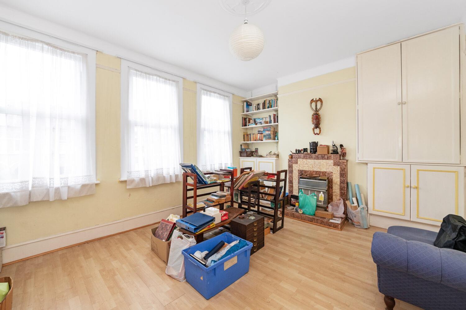 Property Image 3f3103b8-06ce-49d4-b499-534c00f35c34