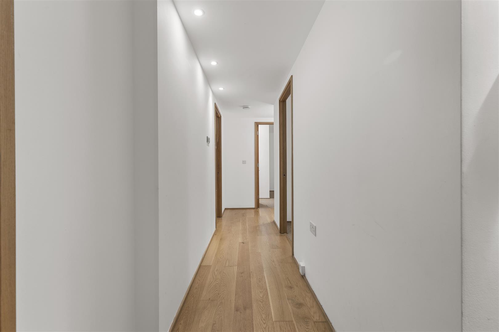 Property Image 3f3f16bb-10d6-48a6-9561-ad73ca596b3d