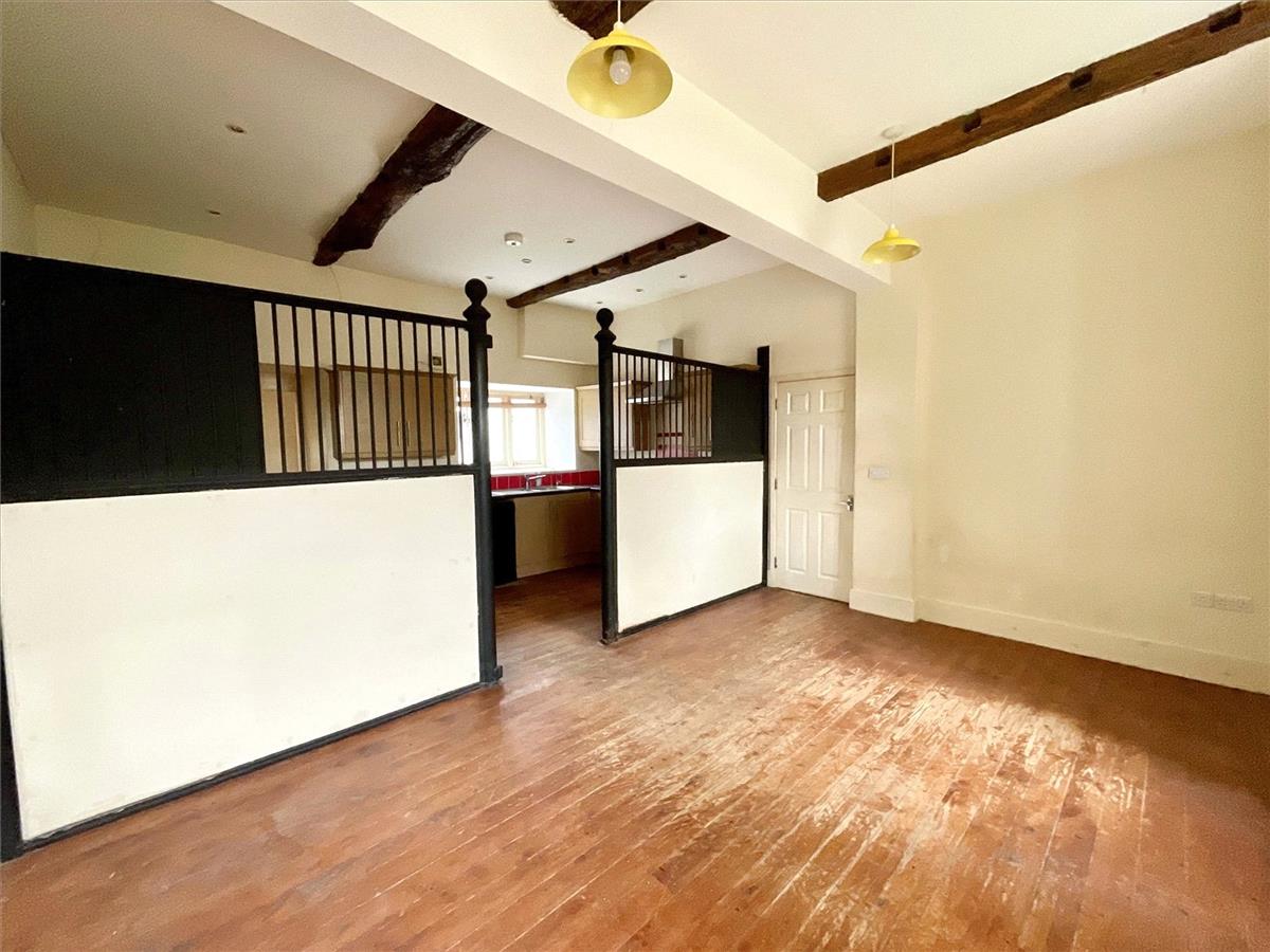 Property Image 3f4241bf-9e74-40ac-b862-d3dd2b25c4a0
