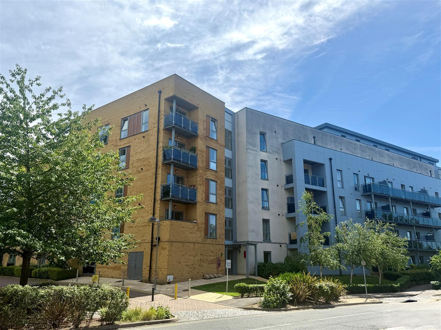 Property Image 3f453158-ca09-4660-9c63-9ddb3e71e427