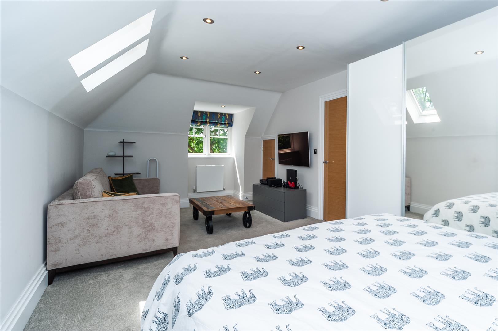 Property Image 3f5d8d8f-9c0e-4564-9975-4d3e565b9266