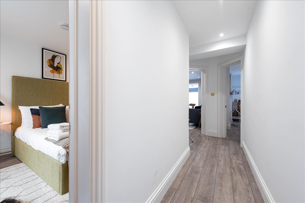 Property Image 3f63021b-90bc-41cf-a7c6-b9ebbb7f3273