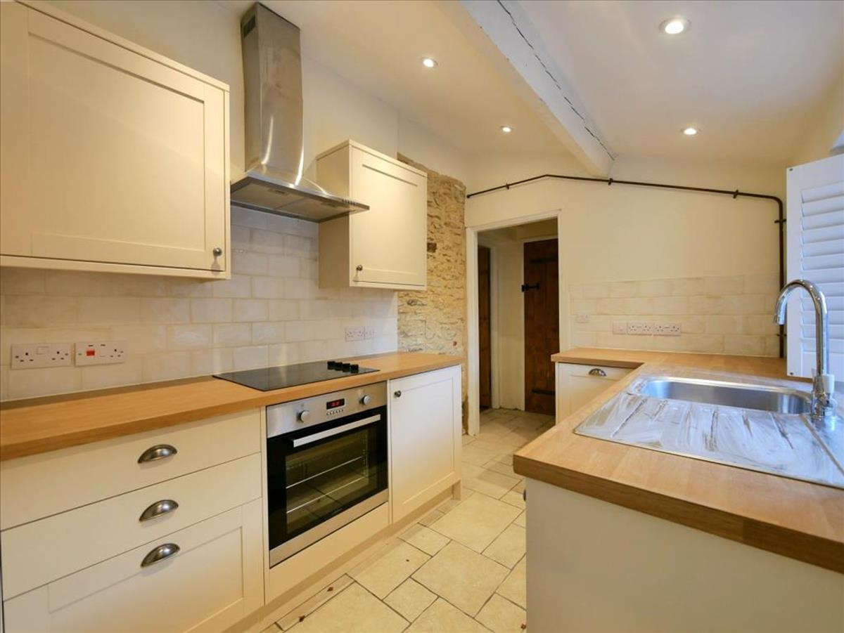 Property Image 3f672426-5cb3-44b2-aa0c-6a9a2e4748ab