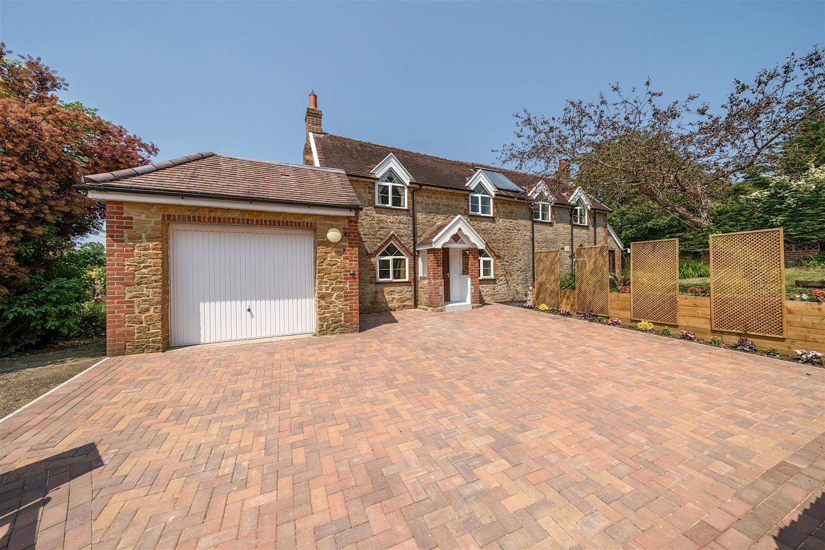 Property Image 3f6dc3e3-6e03-4ee7-9e6c-e8a3ecc97867