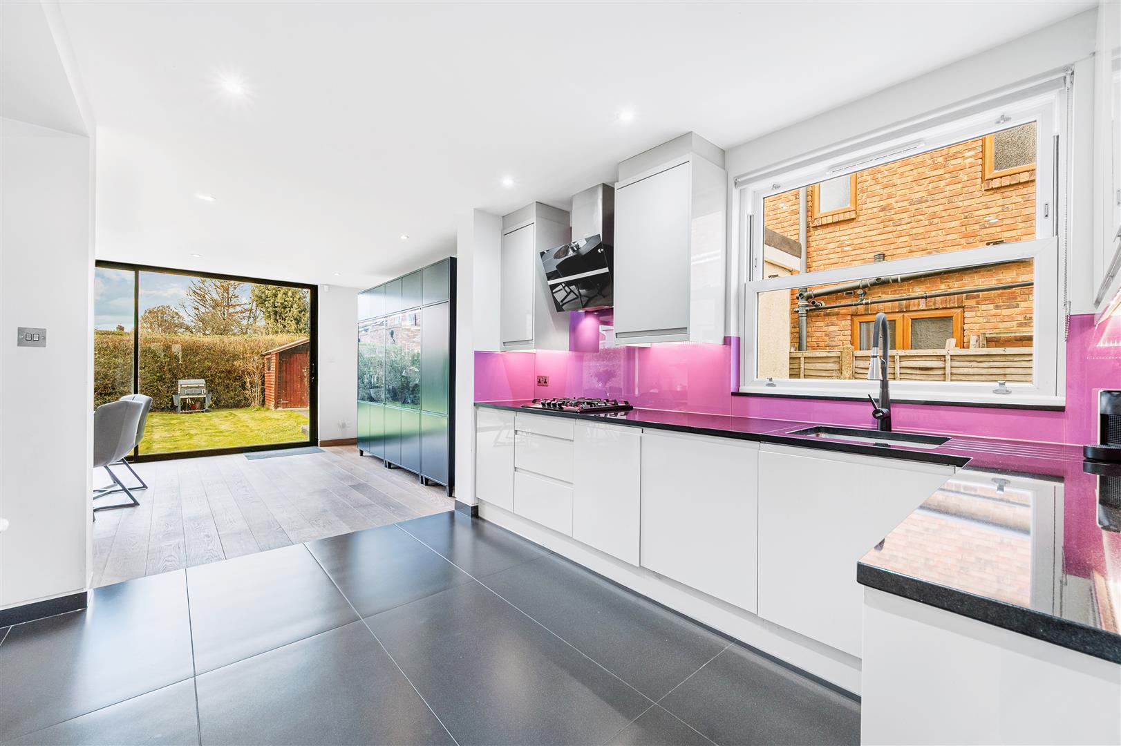 Property Image 3f79fbff-2b6d-4bbf-81f5-91494ecca1c0