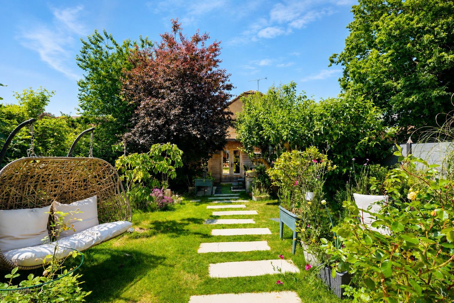 Property Image 3f7c1ae8-b32b-48a3-a04a-82c262b1217d