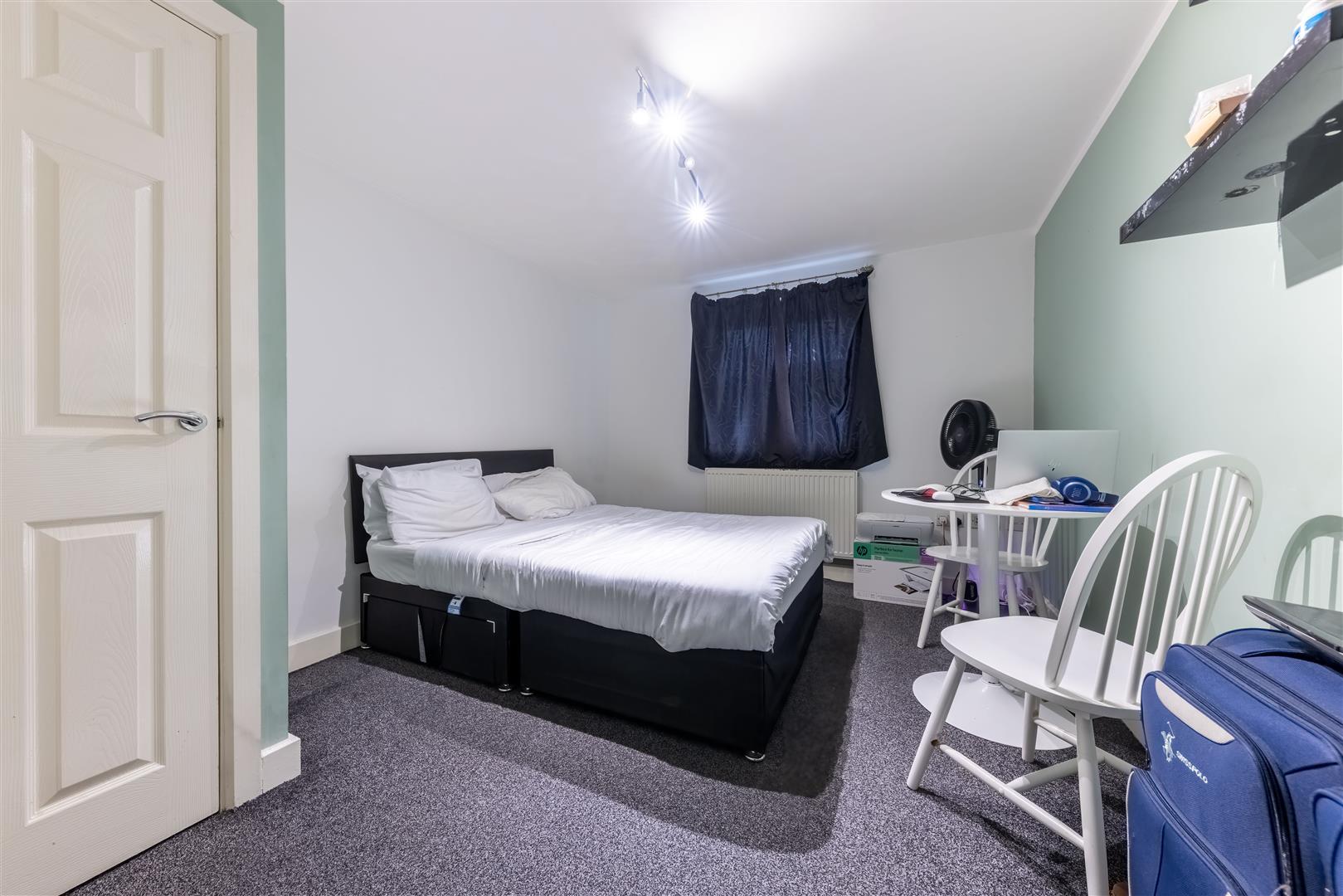 Property Image 3f81384a-eeda-4bf5-97ee-95627079d23b