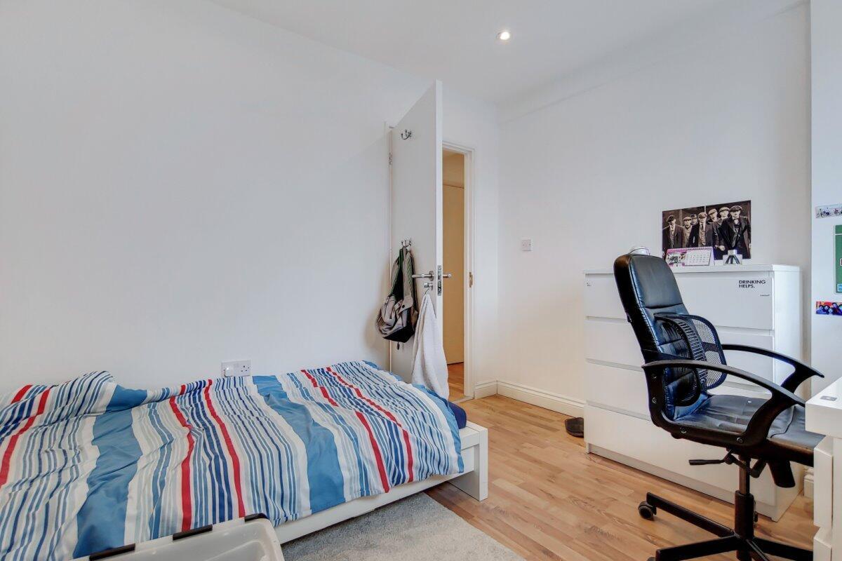 Property Image 3f996f9a-06e1-4ce8-9bdf-3ae0e350429b