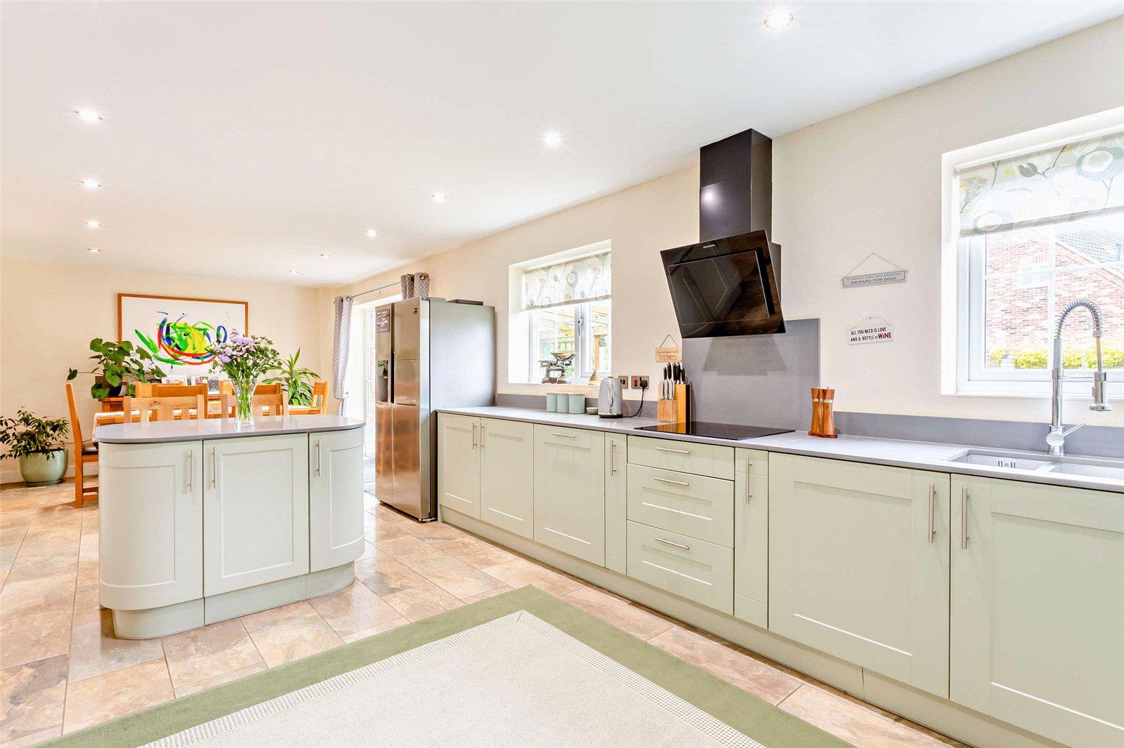 Property Image 3faaa35c-69eb-45ca-832b-be3c60836e35
