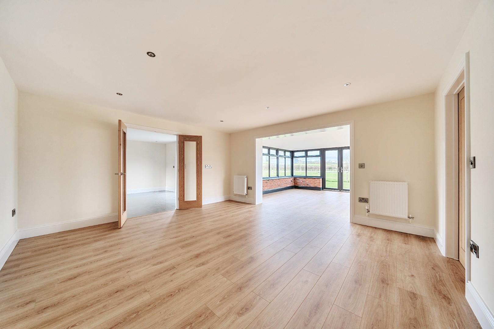 Property Image 3fce9496-feeb-4210-a90f-55452ae8dfe9
