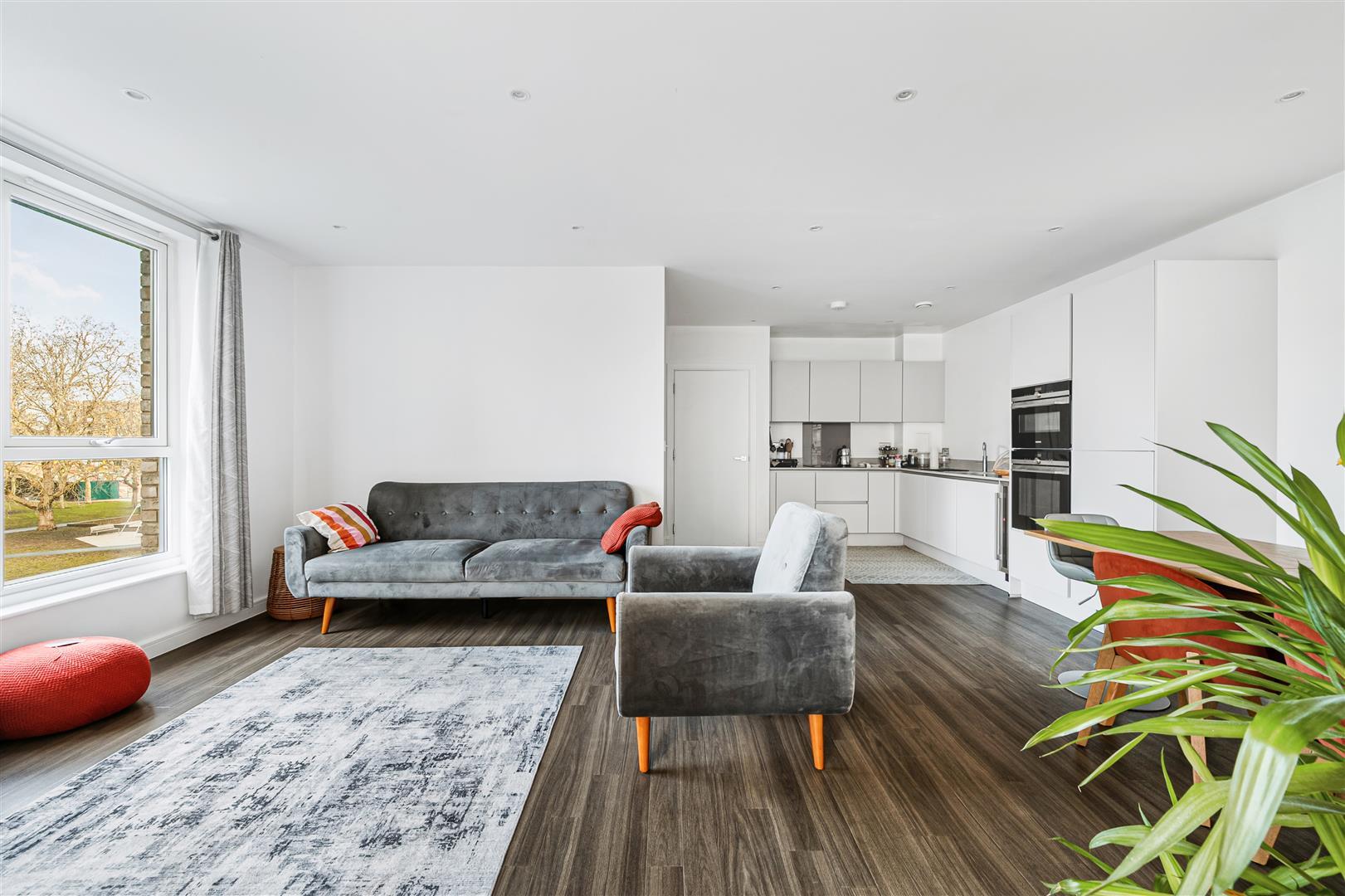 Property Image 3fe52ee2-373d-4e2f-a98d-b80aacd0f3a9