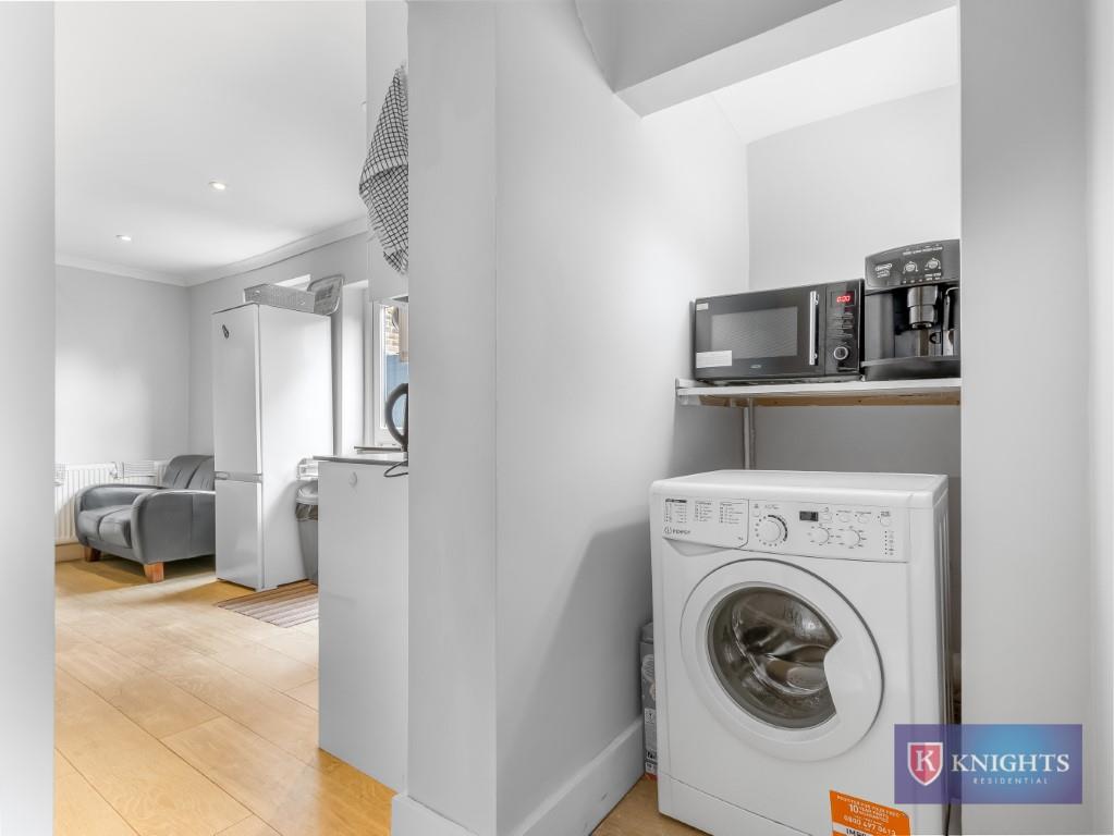 Property Image 3fe6e4c2-d007-4c7b-9a7e-6c737ea5a495