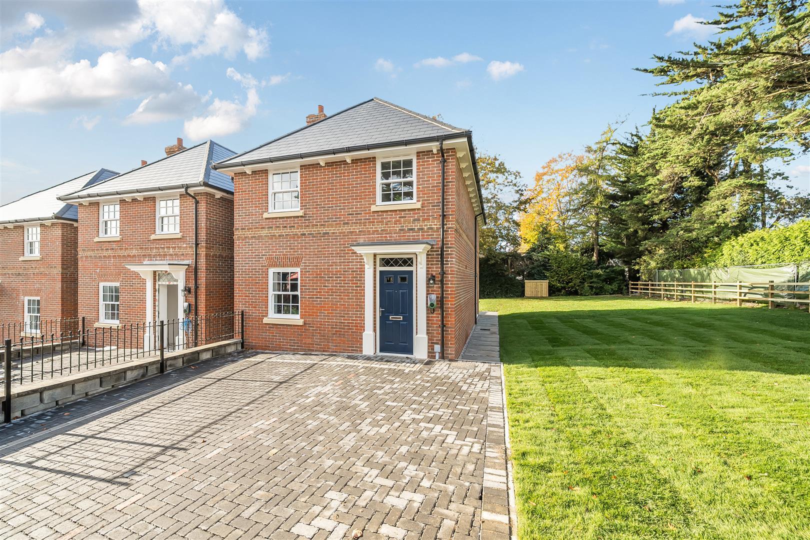 Property Image 3fe83666-8ff1-47c9-bbef-e5de44b830b8
