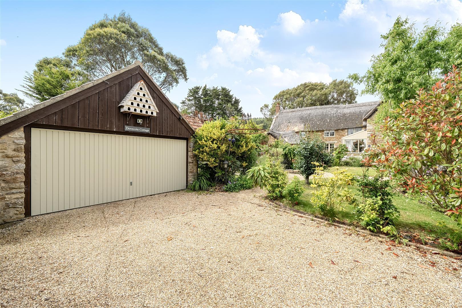 Property Image 3fe9100e-92f3-44c7-8b3c-833d91f892ac