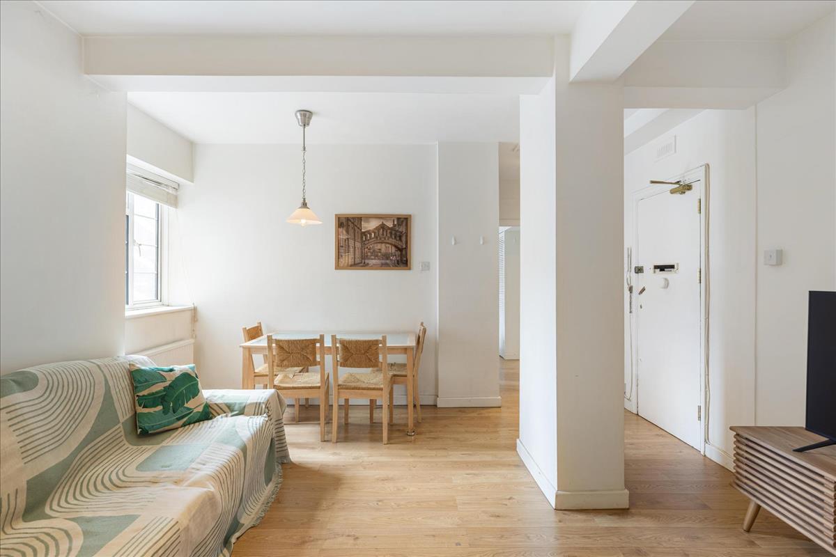 Property Image 3ff3dfed-c9e9-4e15-bbd8-17798a1624c2