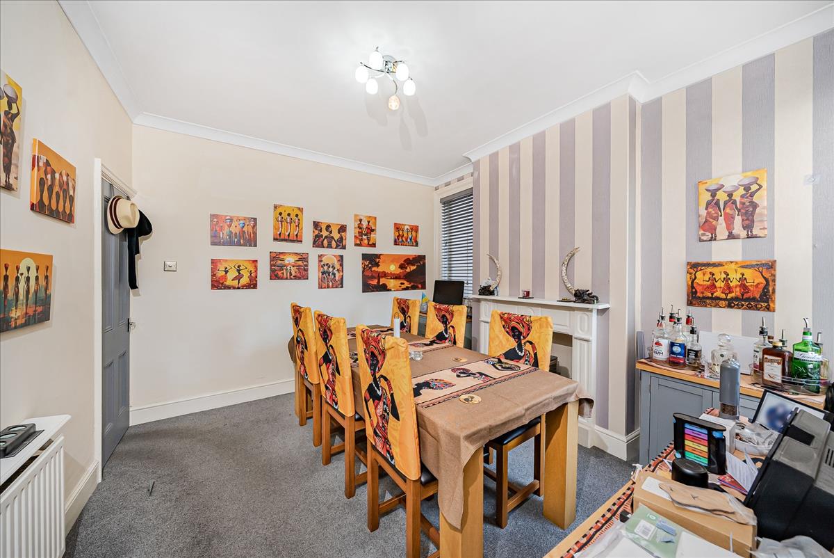 Property Image 3ff68da7-d5fb-43b9-98a0-3529e4f6d95f