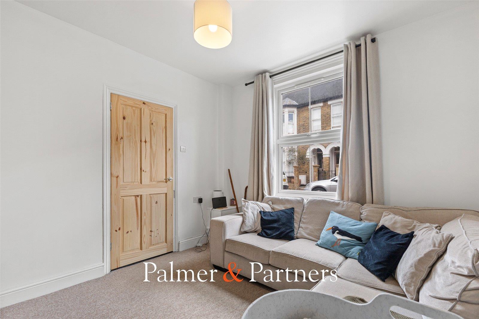Property Image 400061ea-da00-4629-ae9b-cc84622f7543