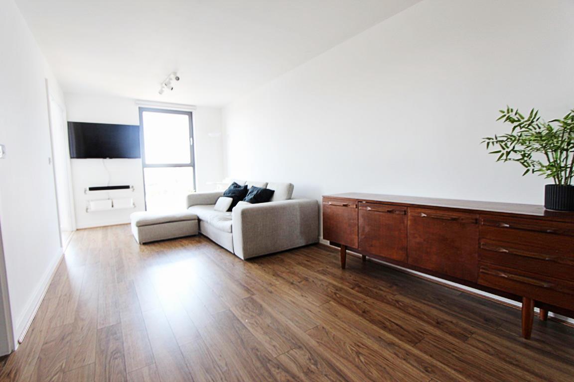 Property Image 4000a9ff-26ed-4a79-8a99-03a7aa6f96d3